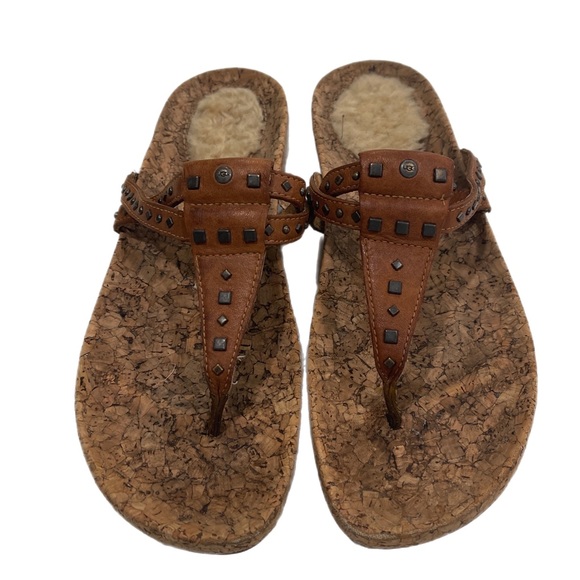 Ugg Australia Deitra cork, studded leather, T- strap thong sandals - Picture 1 of 4